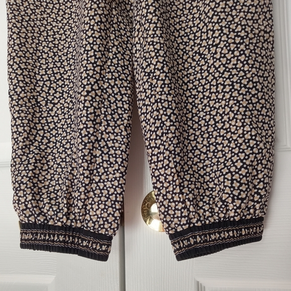 Max Studio Pants XL Stretch Waistband Satin Feel Cinched Ankles Pockets Joggers - Picture 4 of 12